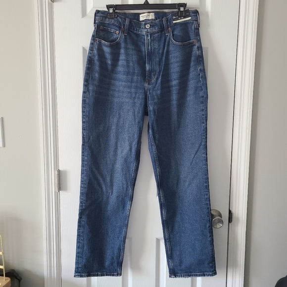 NWT Abercromie & Fitch Curve Love Ultra High Rise Ankle Straight - Picture 5 of 5